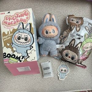 POP MART Exciting Macaron (Sea Salt Coconut)